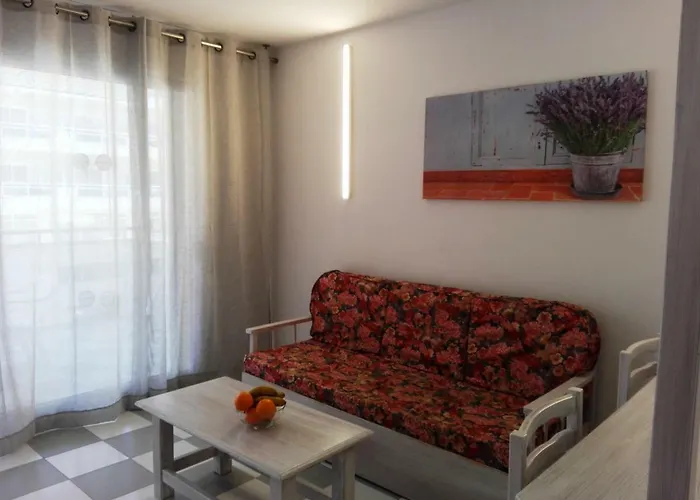 Zeus Montblanc Apartment Salou